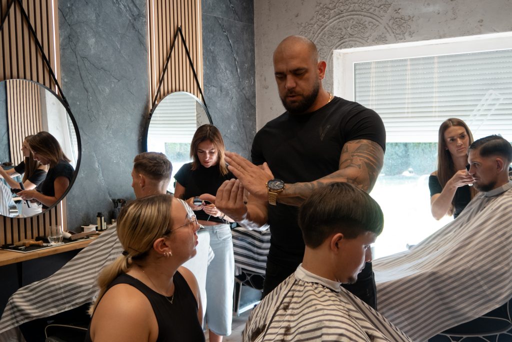 szkolenie baberskie szczecin, kurs barber szczecin, szkolenie barber szczecin, barber dla początkujących szczecin, barber dla zaawansowanych szczecin
